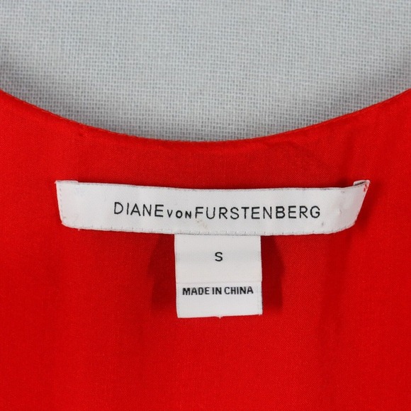 DVF Diane Von Furstenberg Blouse Womens Sz Small Red Silk Sleeveless Chiffon - Picture 4 of 9